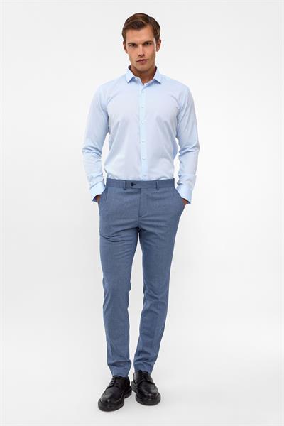 Buz Mavi Slim Fit Armürlü Klasik Yaka Gömlek