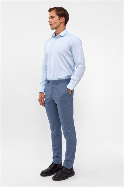 Buz Mavi Slim Fit Armürlü Klasik Yaka Gömlek