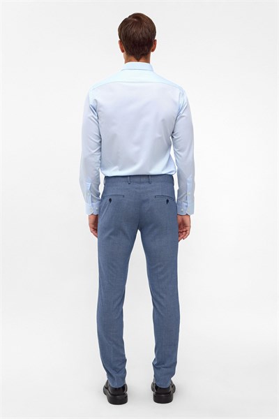 Buz Mavi Slim Fit Armürlü Klasik Yaka Gömlek