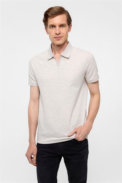 Ekru Regular Armürlü Polo Yaka Tişört