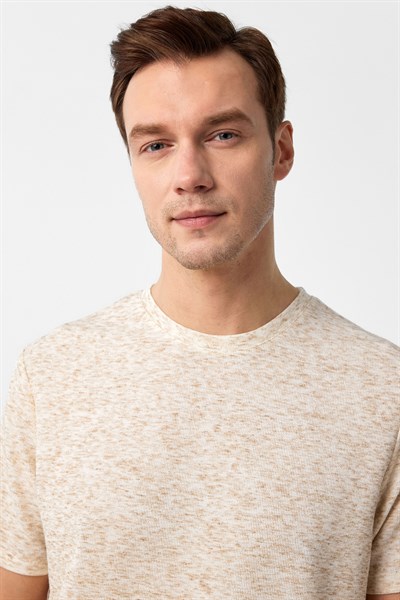 Ekru Regular Düz Bisiklet Yaka Tişört