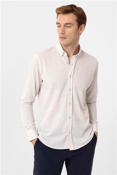 Ekru Slim Fit Armürlü Düğmeli Yaka Gömlek