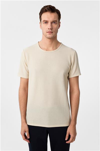 Ekru Slim Fit Armürlü Bisiklet Yaka Tişört