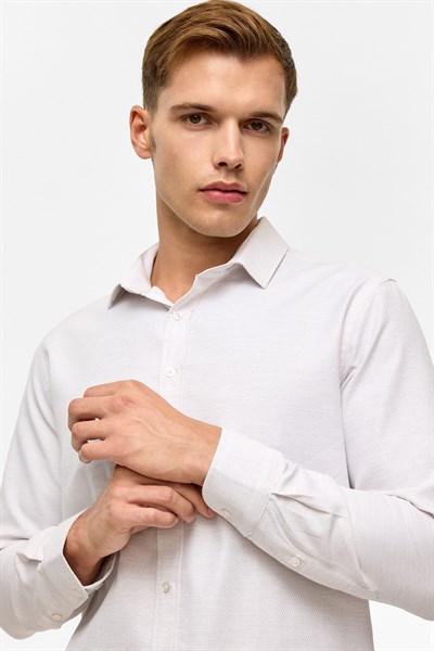 Ekru Slim Desenli Klasik Yaka Gömlek