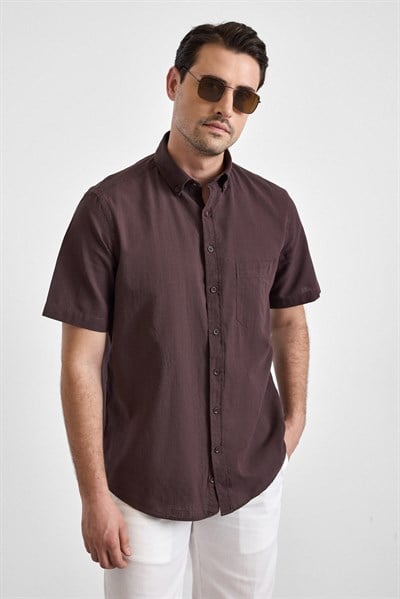 Koyu Kahve Regular Düğmeli Yaka Düz Kısa Kollu Casual Gömlek