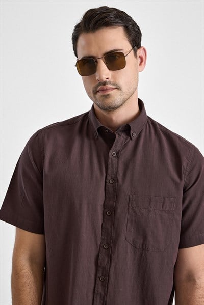 Koyu Kahve Regular Düğmeli Yaka Düz Kısa Kollu Casual Gömlek