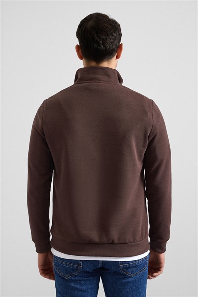Koyu Kahve Regular Düz Yarım Balıkçı Yaka Sweatshirt