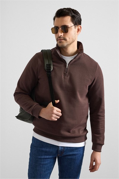 Koyu Kahve Regular Düz Yarım Balıkçı Yaka Sweatshirt