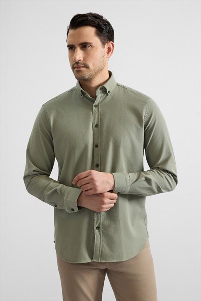 Koyu Yeşil Regular Düğmeli Yaka Düz Cepsiz Casual Gömlek