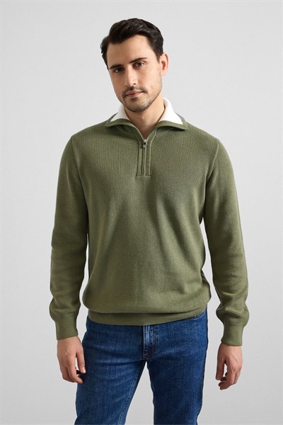 Koyu Yeşil Regular Yarım Balıkçı Yaka Kazak