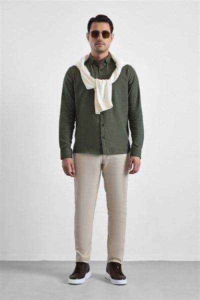 Koyu Yeşil Slim Düğmeli Yaka Düz Uzun Kollu Casual Gömlek