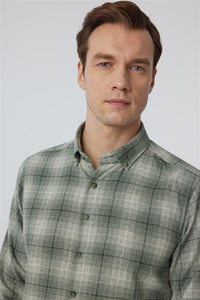 Koyu Yeşil Slim Fit Düz Düğmeli Yaka Gömlek