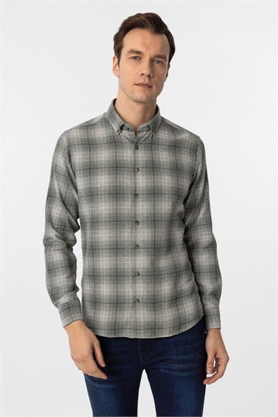 Koyu Yeşil Slim Fit Düz Düğmeli Yaka Gömlek