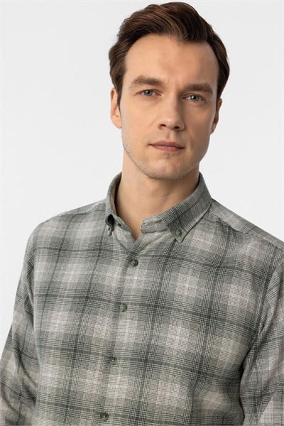 Koyu Yeşil Slim Fit Düz Düğmeli Yaka Gömlek