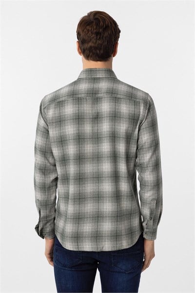 Koyu Yeşil Slim Fit Düz Düğmeli Yaka Gömlek