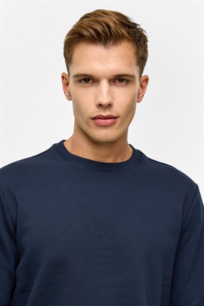 Lacivert Regular Düz Bisiklet Yaka Sweatshirt