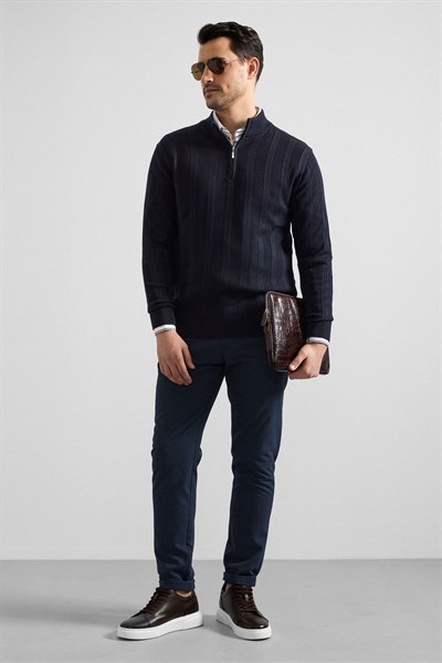 Lacivert Regular Yarım Balıkçı Yaka Kazak