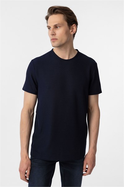Lacivert Slim Fit Armürlü Bisiklet Yaka Tişört