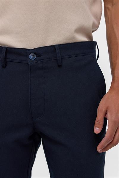 Lacivert Slim Fit Desenli Kumaş Pantolon