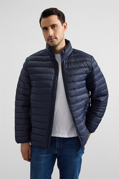 Lacivert Slim Yarım Balıkçı Yaka Yatay Çizgili Yan Cepli Fermuar Elyaf Dolgulu Standart Mont