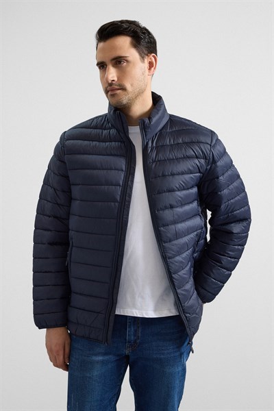 Lacivert Slim Yarım Balıkçı Yaka Yatay Çizgili Yan Cepli Fermuar Elyaf Dolgulu Standart Mont