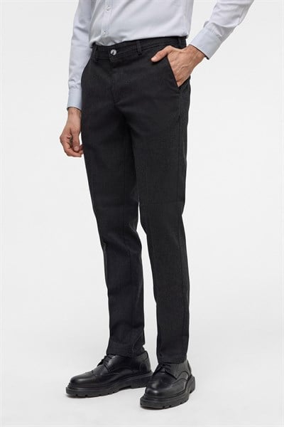 Siyah Regular Armürlü Kanvas Pantolon
