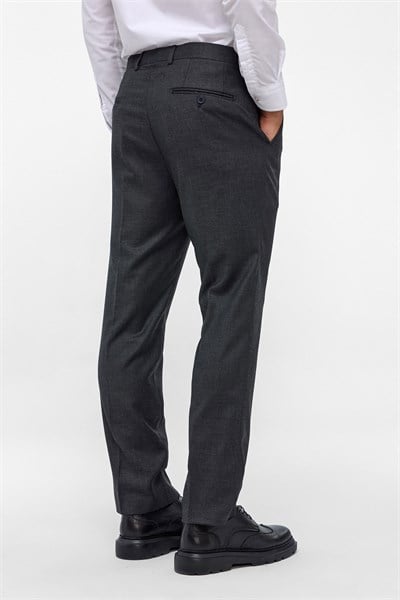 Siyah Regular Armürlü Pantolon