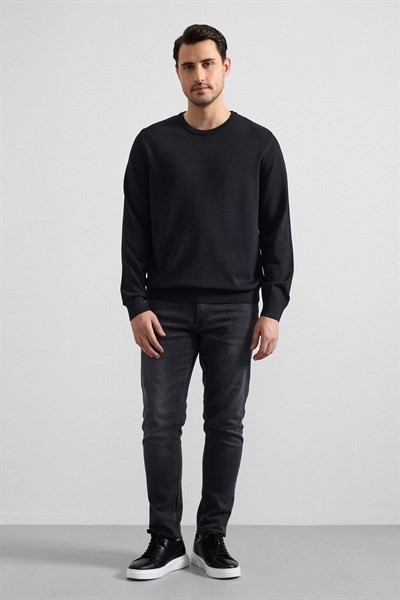 Siyah Regular Bisiklet Yaka Kazak