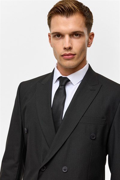 Siyah Regular Çizgili Kruvaze Yaka 6 Drop Takım Elbise