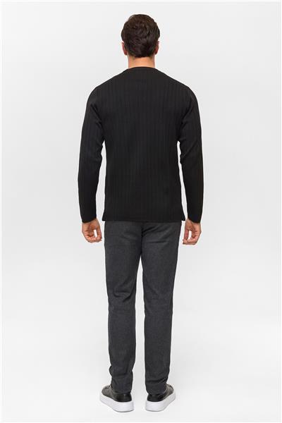 Siyah Regular Desenli Bisiklet Yaka Triko Kazak