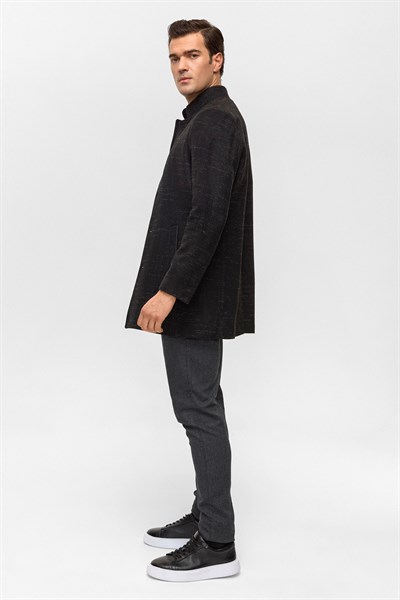 Siyah Regular Desenli Hakim Yaka Kaban