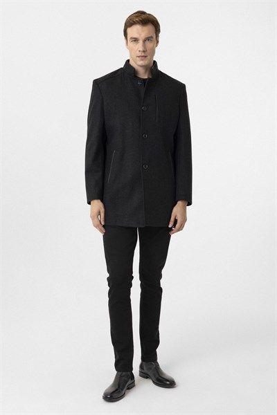 Siyah Regular Desenli Hakim Yaka Kaban