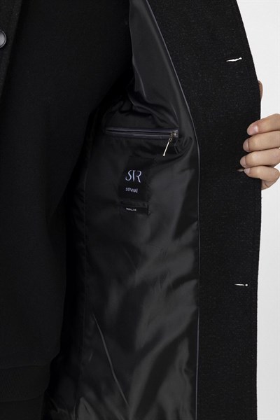 Siyah Regular Desenli Hakim Yaka Kaban