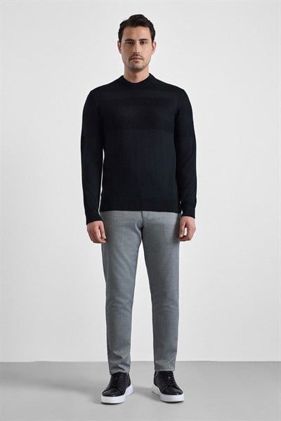 Siyah Regular Dikey Çizgili Bisiklet Yaka Kazak