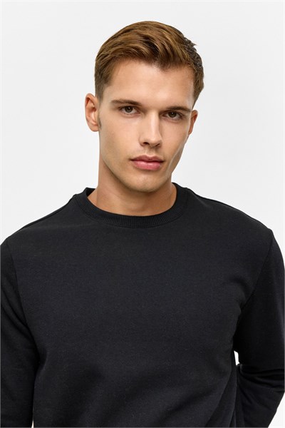 Siyah Regular Düz Bisiklet Yaka Sweatshirt
