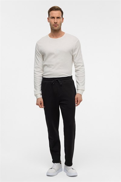Siyah Regular Düz Jogger Pantolon