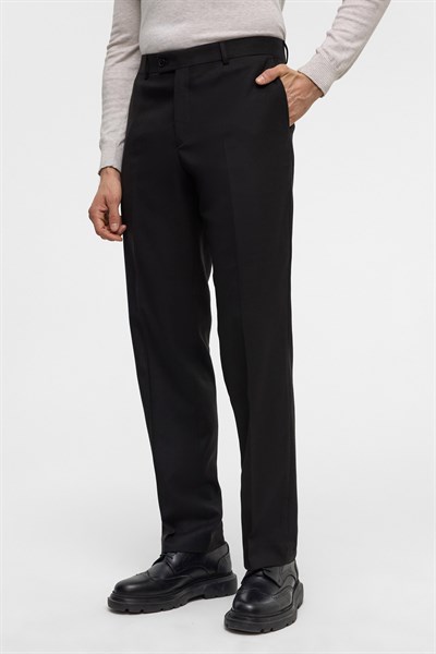 Siyah Regular Düz Pantolon