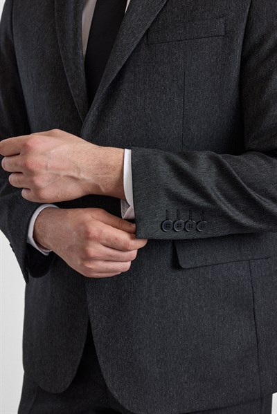 Siyah Regular Sivri Yaka Yan Cepli 4 Drop Takım Elbise