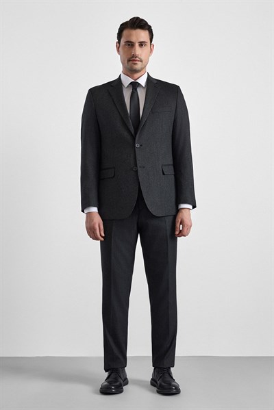 Siyah Regular Sivri Yaka Yan Cepli 4 Drop Takım Elbise