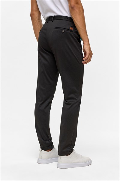 Siyah Slim Armürlü Jogger Pantolon