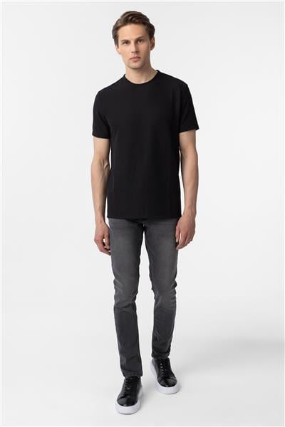 Siyah Slim Fit Armürlü Bisiklet Yaka Tişört