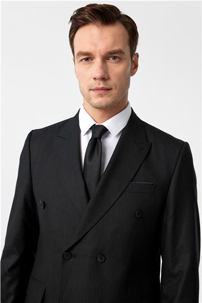 Siyah Slim Fit Çizgili Sivri Yaka 6 Drop Klasik Takım Elbise