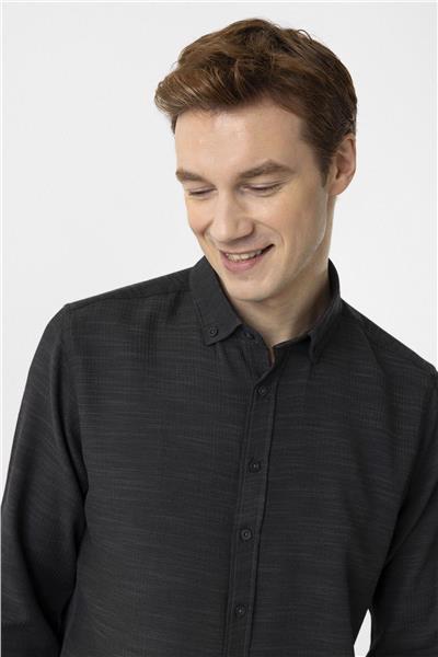 Siyah Slim Fit Desenli Düğmeli Yaka Gömlek