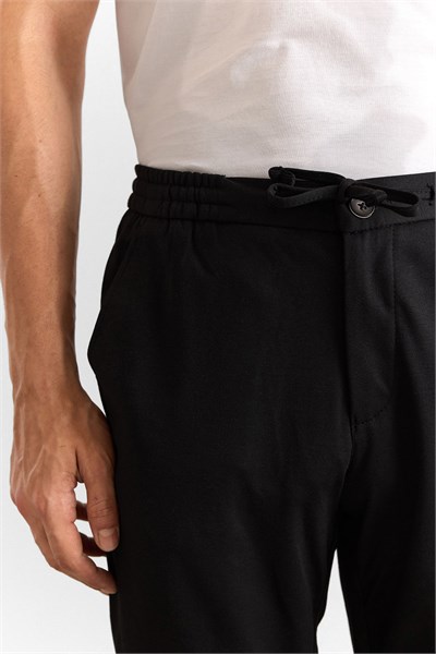 Siyah Slim Düz Jogger Pantolon