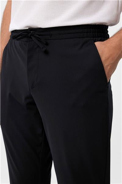 Siyah Slim Fit Düz Jogger Pantolon