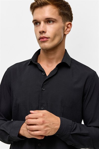 Siyah Slim Düz Klasik Yaka Gömlek