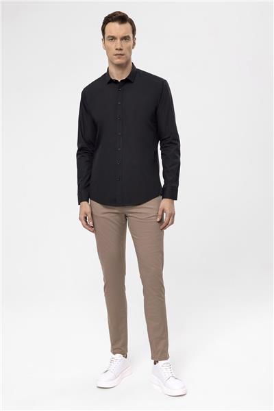 Siyah Slim Fit Düz Klasik Yaka Gömlek