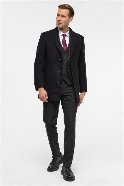 Siyah Slim Düz Sivri Yaka Kaban