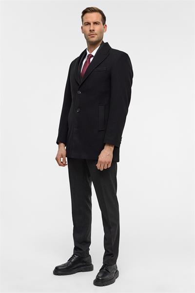 Siyah Slim Düz Sivri Yaka Kaban