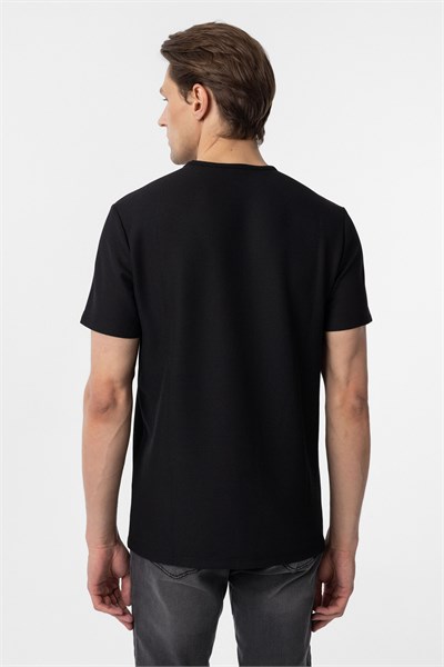 Siyah Slim Fit Armürlü Bisiklet Yaka Tişört